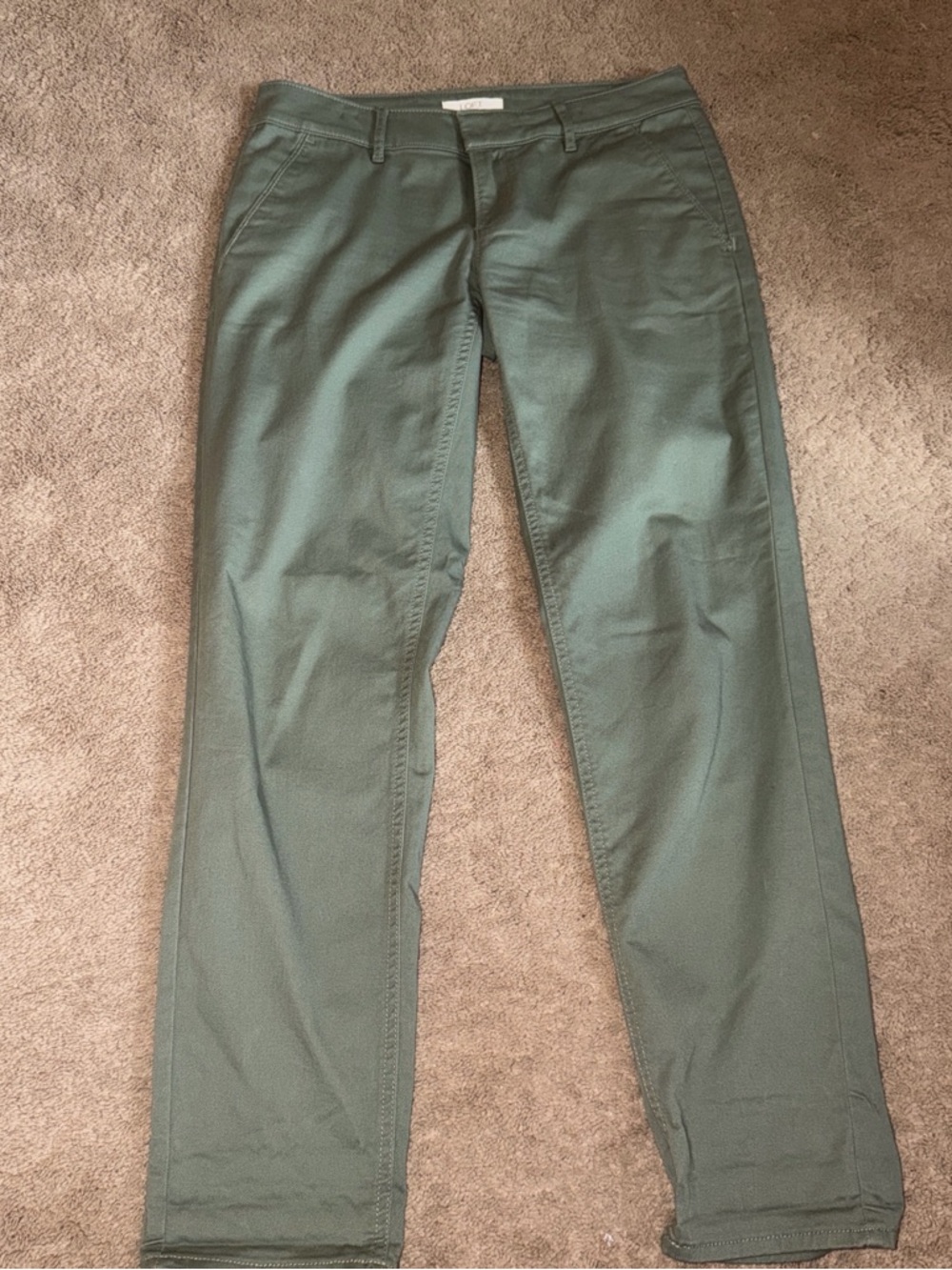 Loft size 2 Green slim fit cargo pants